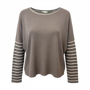 Oversized Ribbed Top with Striped Sleeves – Soft & Lightweight